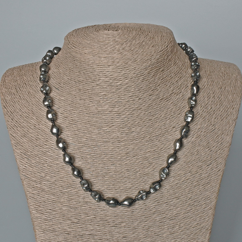 Ketting Hematiet Schedel, diameter 8x10x7,5mm+-, lengte 48cm+