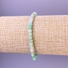 Smaragd armband met geslepen kubusvormige kraal, diameter 4×4 mm, lengte 18 cm ± rekbaar