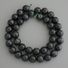 Kralen Smaragdgroene fuksiet (muscoviet) gladde bolletjes, diameter 10 mm+- op draad, lengte 39 cm+