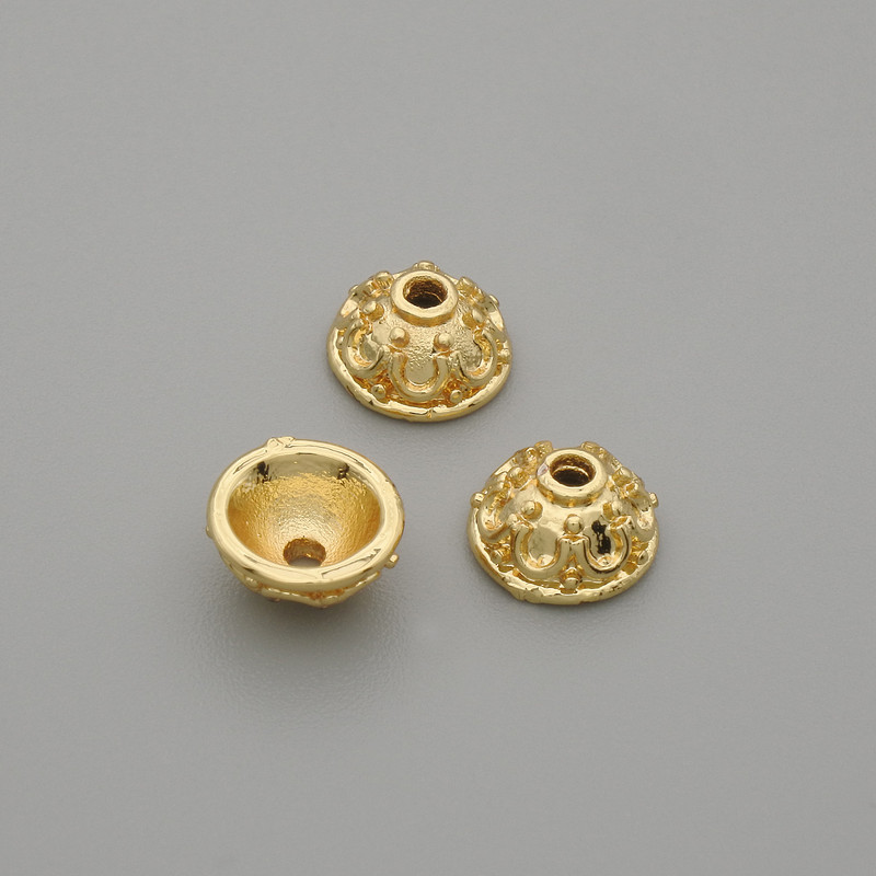 Per stuk: Kraaldop goudkleurig metaal, diameter 4,5×1 mm, gat diameter 1,3 mm