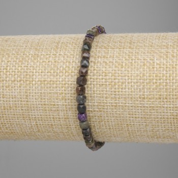 Armband met gefacetteerde toermalijn kubusjes 4x4 mm, lengte ± 18 cm, stretch