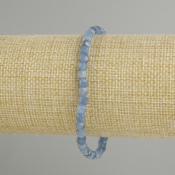 Armband Kyaniet geslepen kubus, diameter 4x4mm+-, lengte 18cm+- stretch